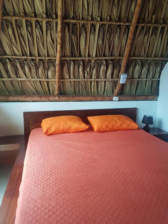 Mi Casa En La Playa Bed & Breakfast Escuintla Ngoại thất bức ảnh